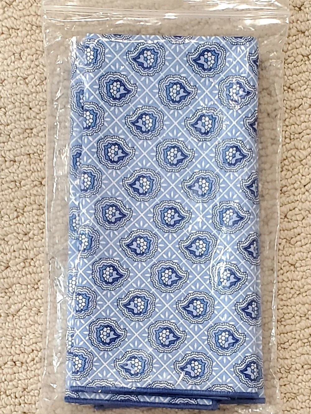 Longaberger Blue/White Provencial Paisley 100% Cotton 2 Pack Dinner Napkins NWT